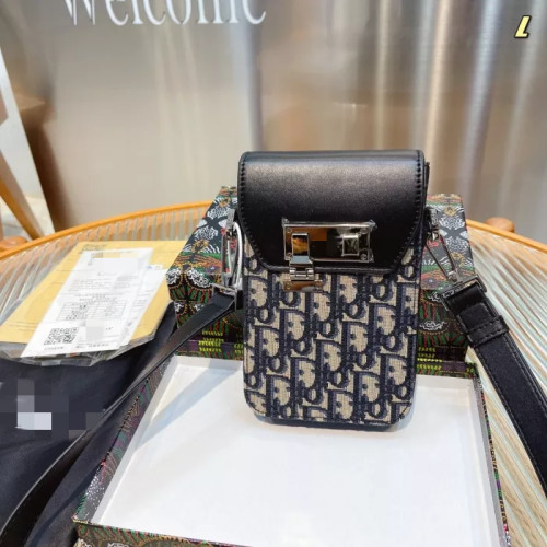 Designer new mobile phone bag Saddle's new handbag