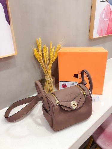 Designer bag Lindy handbag