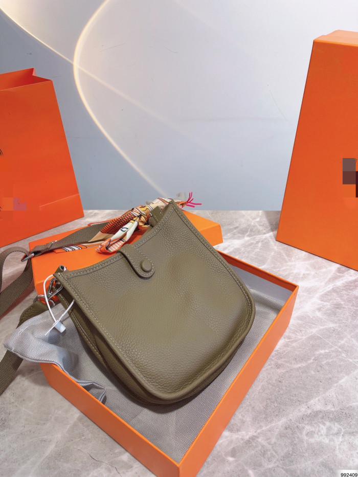 Designer Evelyn crossbody bag handbag