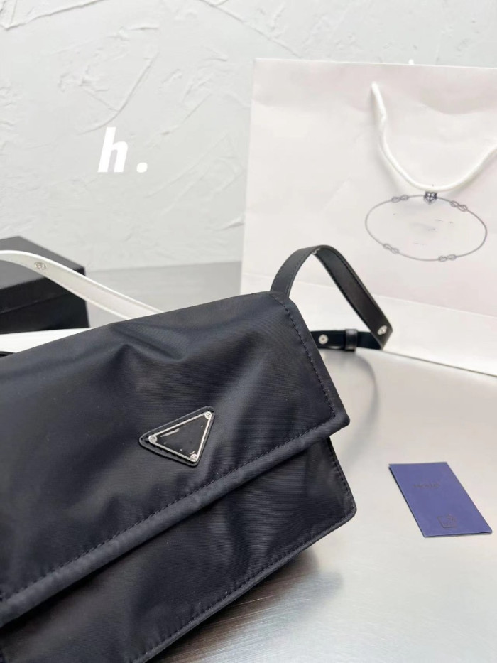 Designer Messenger Bags Men Women Nylon crossbody bag