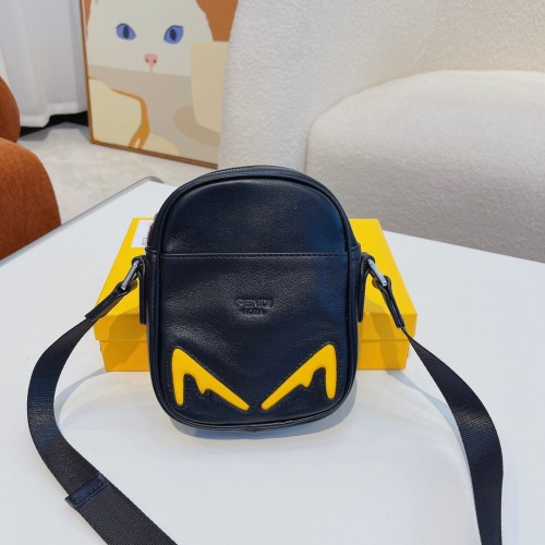 Fendi new little monster one-shoulder messenger phone bag