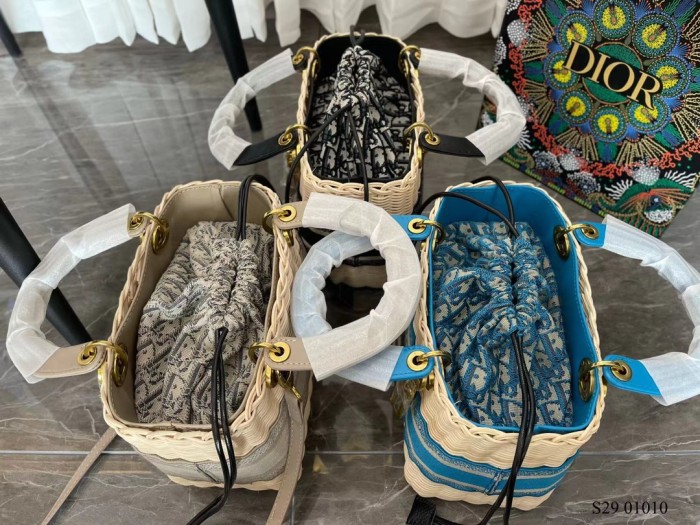 Dior new woven vegetable basket bag