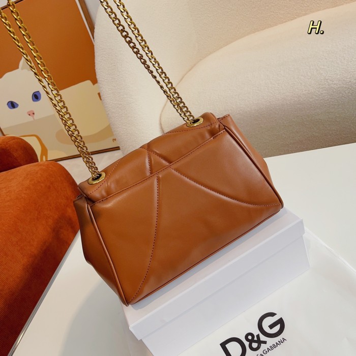 Dolce & Gabbana DG new noble and elegant bag
