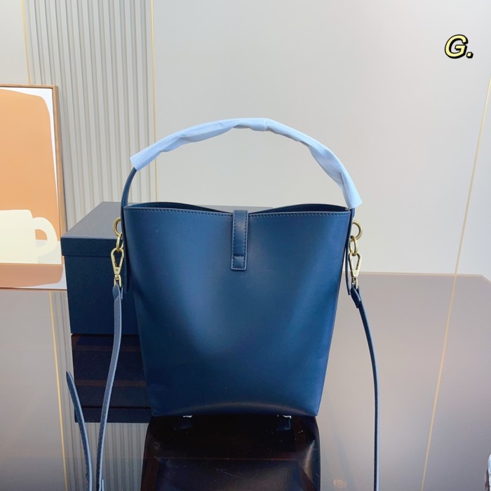 Yves Saint Laurent soft hobo bucket bag / armpit bag YSL Handbag