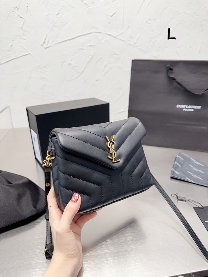 Yves Saint Laurent messenger bag YSL chain bag