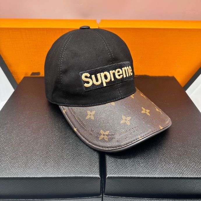 Fashion designer luxury brand supreme co-branded canvas and leather baseball cap