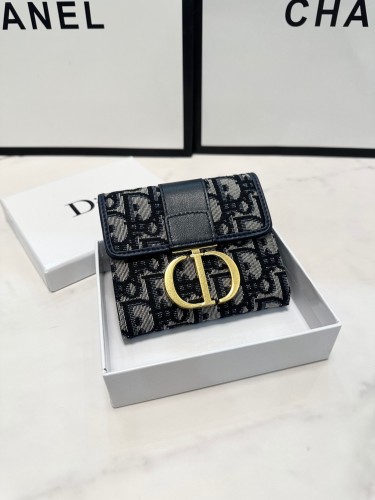 Dior multifunctional wallet