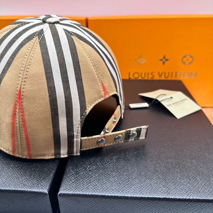 Burberry embroidered baseball cap