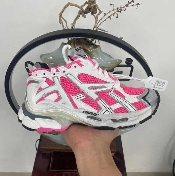 Balenciaga Men Women shoes 7.0s Runner Graffiti mesh nylon sneakers