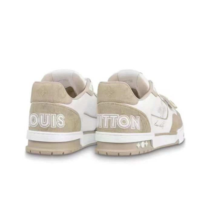 LOUIS VUITTON TRAINER SNEAKER   LSVT176
