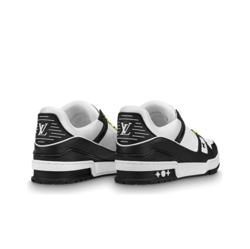 LOUIS VUITTON TRAINER SNEAKER   LSVT162