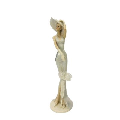 Open item - Nice detailed vintage lady figurine-15“H