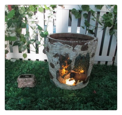 Custom Garden Planter with Solar light 9 H