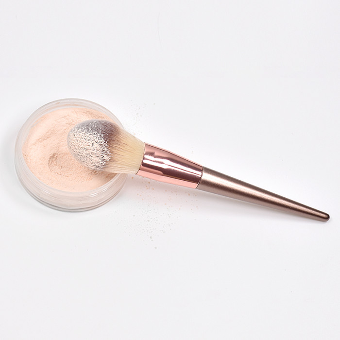 makeup setting brush and contouring brush