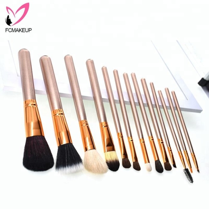 2018 New Private Label Make Up Brush 12 Pieces Bling Makeup Brush Fashion Rosa Gold Color