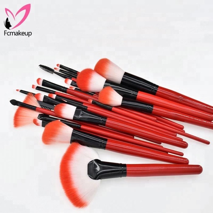 24pcs Pro.Makeup Brushes Set by Cosmetic Roll bag Top Quality brush Kit for Girls Women
