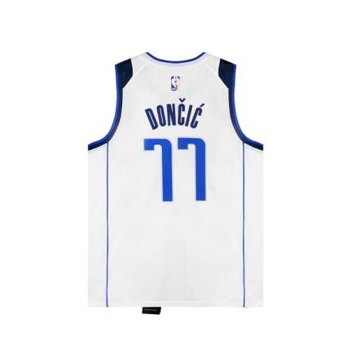 Dallas Mavericks  Dončić jersey white with blue number 77