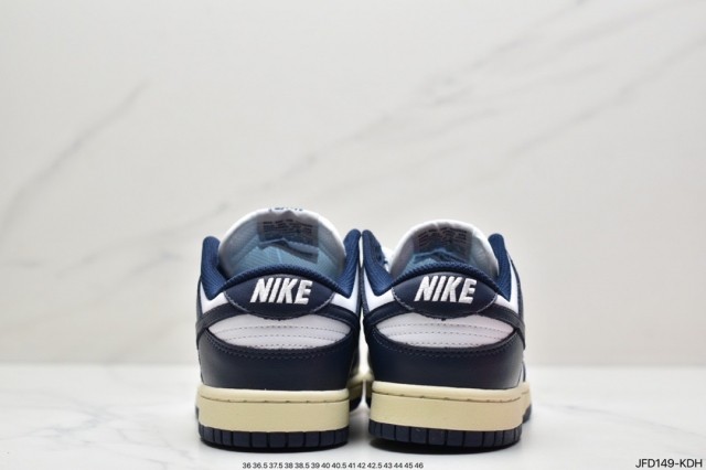 Navy blue dunk shoes
