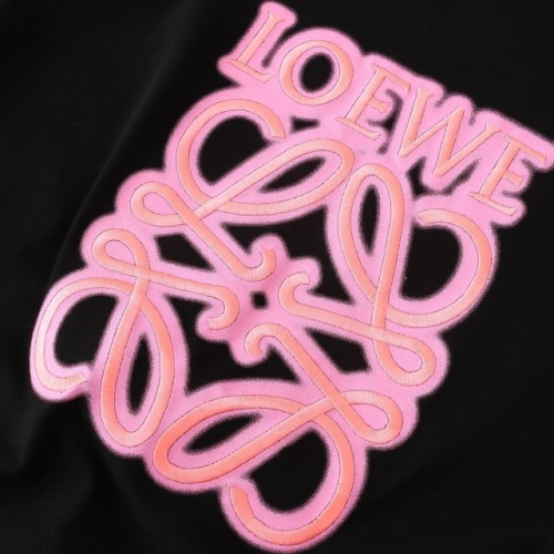 Lo pink embroidered logo black tee
