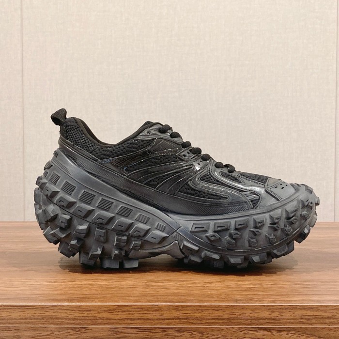 1:1 quality version Defender sneaker 3 colors-轮胎鞋