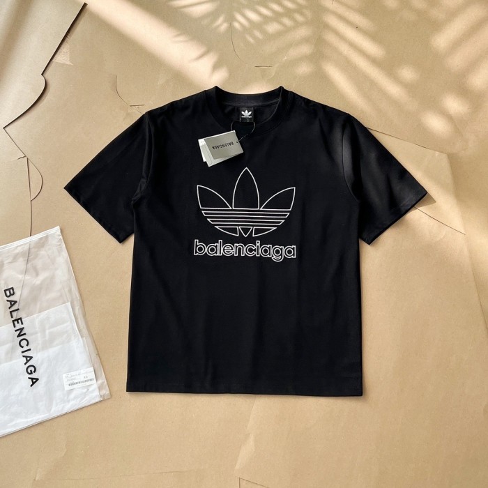 1:1 quality version Large Clover monogram Embroidery tee