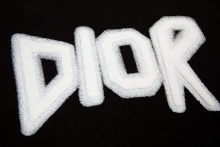 1:1 quality version  Hand-painted foam large logo letter print on the chest shirt