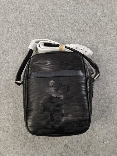 1:1 quality version Black Crossbody Bag
