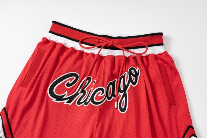 1:1 quality version Red Bulls Vintage Five-Point Shorts