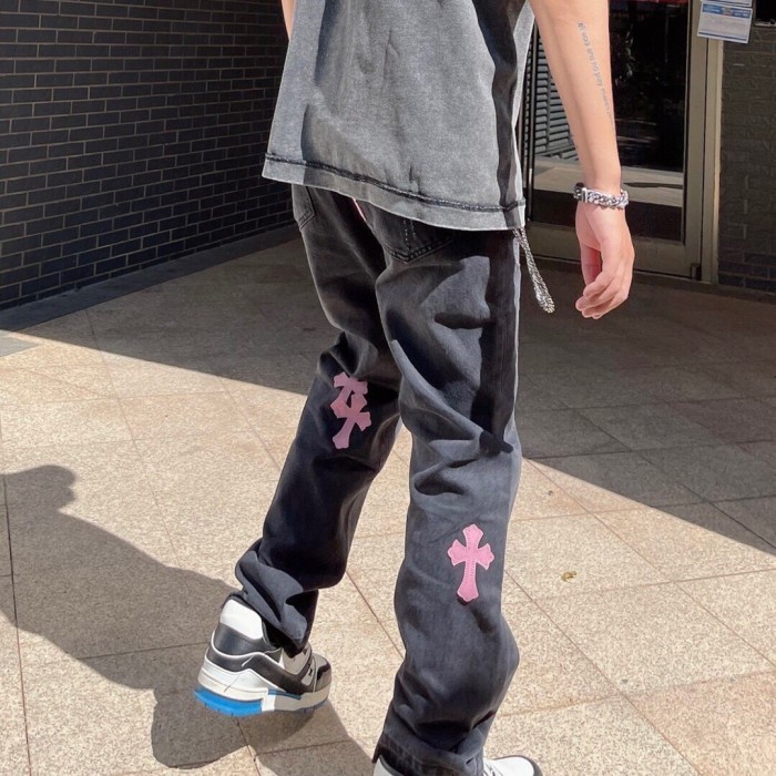 [buy more save more]  Pink cross logo comfortable jeans