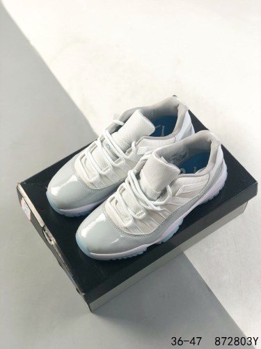 11 Generation Gray Low Top Athletic Basketball Shoes