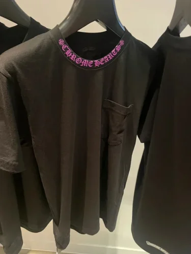 1:1 quality version Short Sleeve Pink Purple Neckline Letter Sanskrit