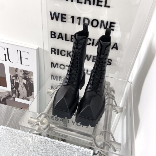 1:1 quality version Rhino Horn Martin Boots