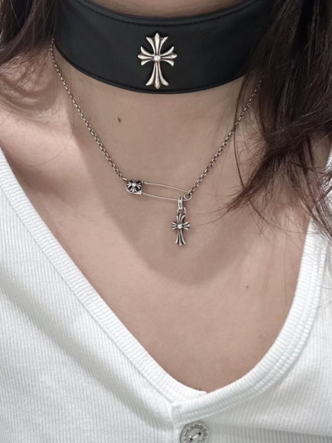 Pin Crucifix Necklace 2 colors