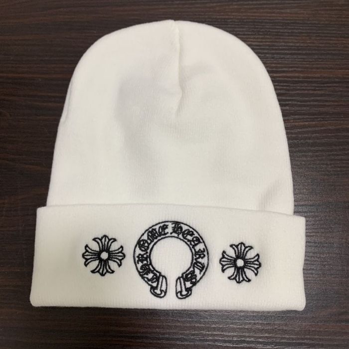 Horseshoe Loop Embroidered Knit Cap 9 colors