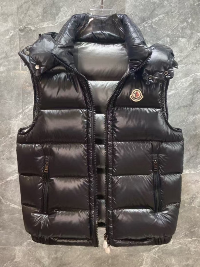1:1 quality version Maya Hooded Down Vest with NFC tag