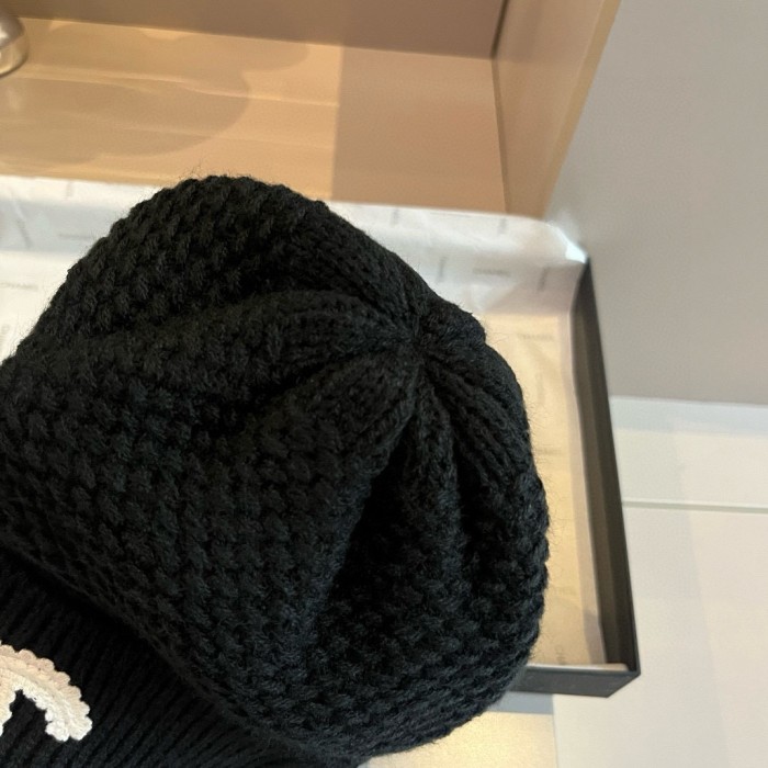 1:1 quality version Classic Large Logo Embroidered Cold beanie 2 colors