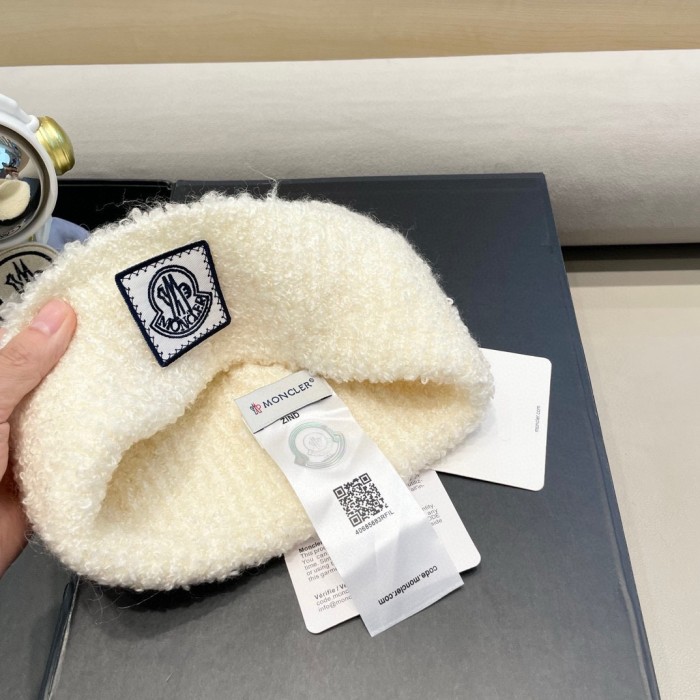 1:1 quality version Black and White Logo Knit Wool beanie 3 colors