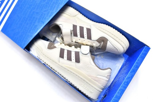 A  Forum 84 Low Fleece White Brown GY4126