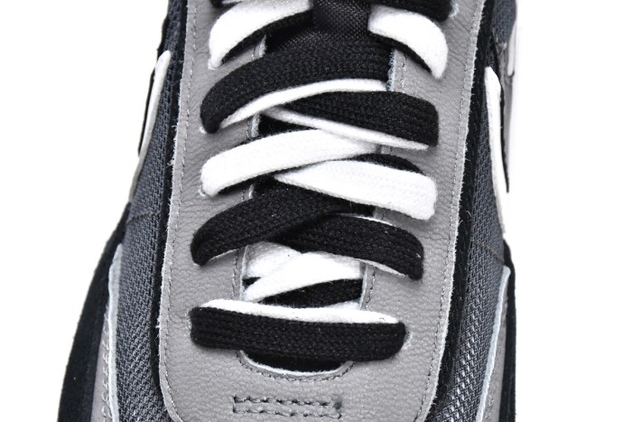  N LD Waffle sacai Black BV0073-001