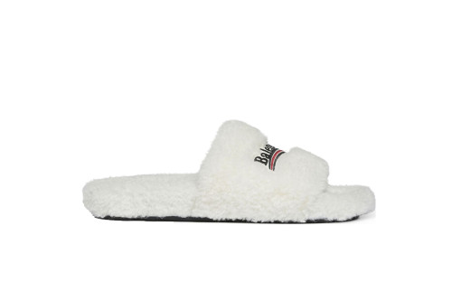 B Furry Slide White 654261W2DO19906