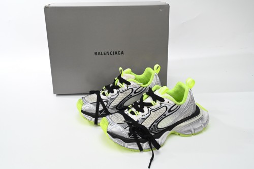 B 3XL Sneaker in Black And White Yellow 734734W3XL69031