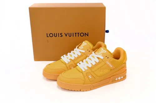 L  Trainer Yellow Embossed Monogram 1AARG0