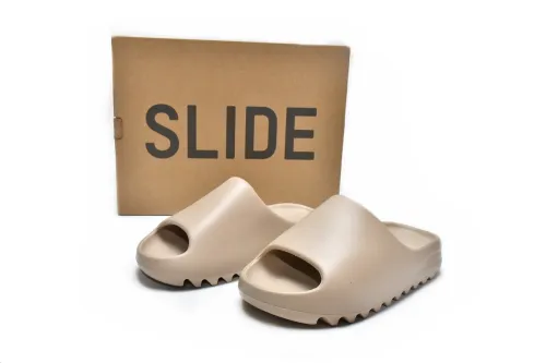 A Y**zy Slide Pure GZ5554