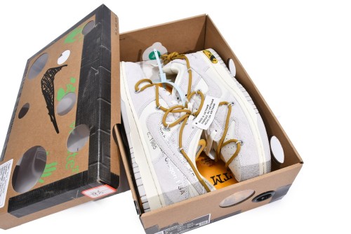  N  Dunk Low OW Lot 37 DJ0950-105