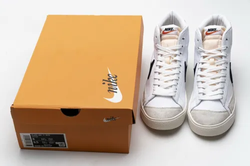  N Blazer Mid 77 White Black CZ1055-100