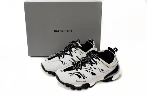 B Track Black And White 542436W3NH37261