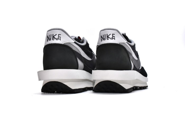  N LD Waffle sacai Black BV0073-001