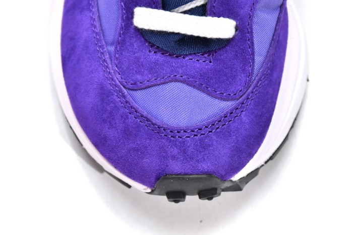  N Vaporwaffle sacai Dark Iris DD1875-500