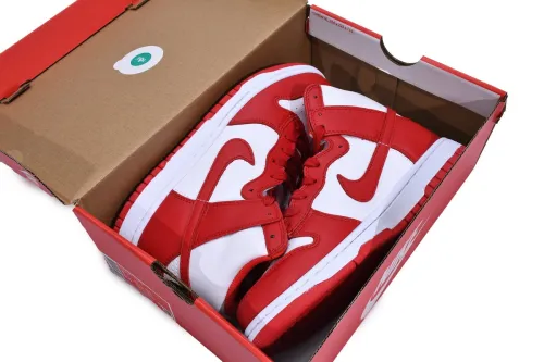  N  Dunk High Championship White Red DD1399-106