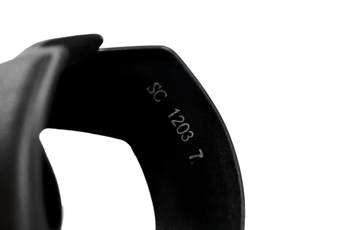 L  Oasis Black Embossing 1AA4CF